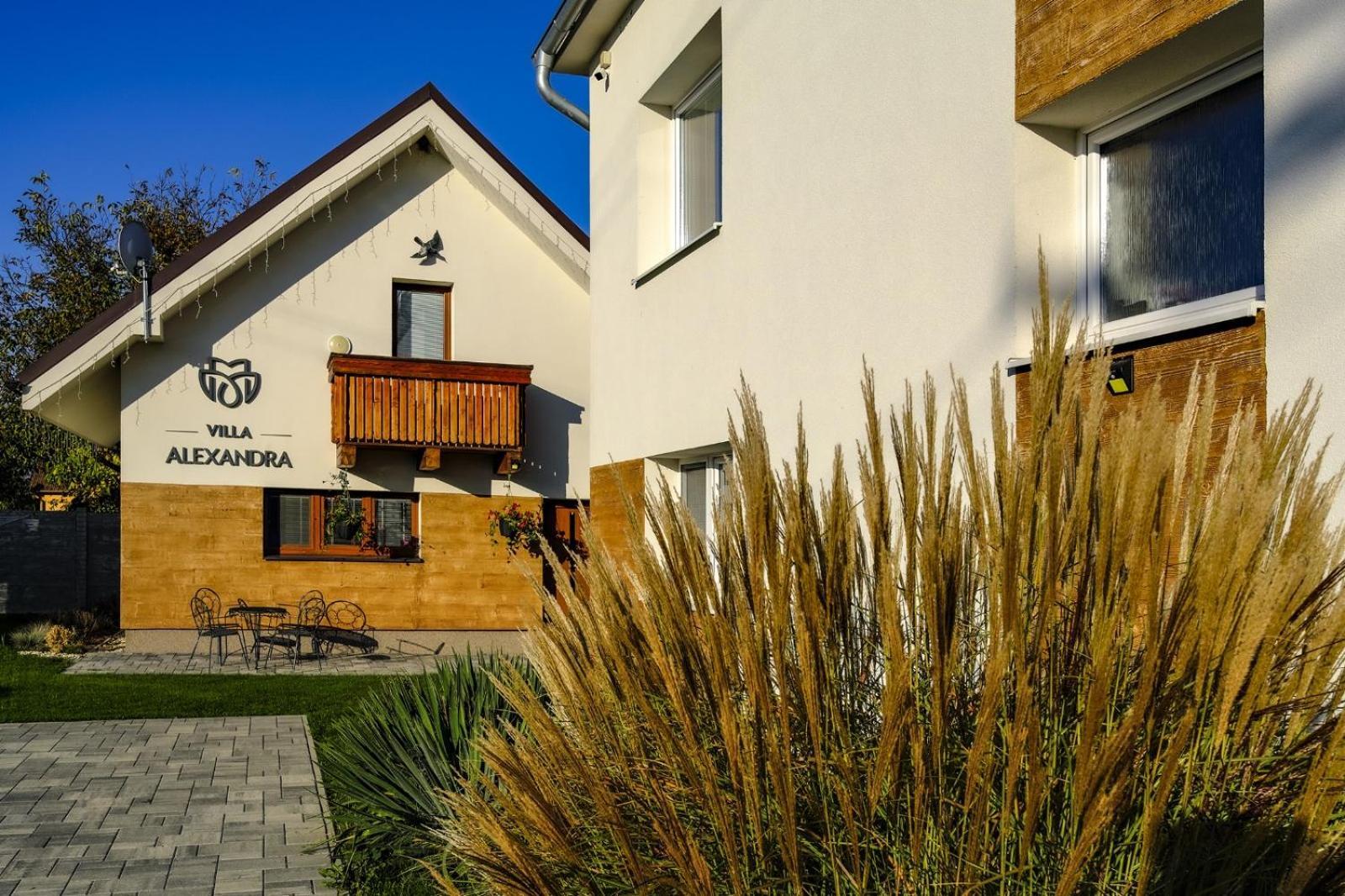 Villa Michaela Besenova Luaran gambar
